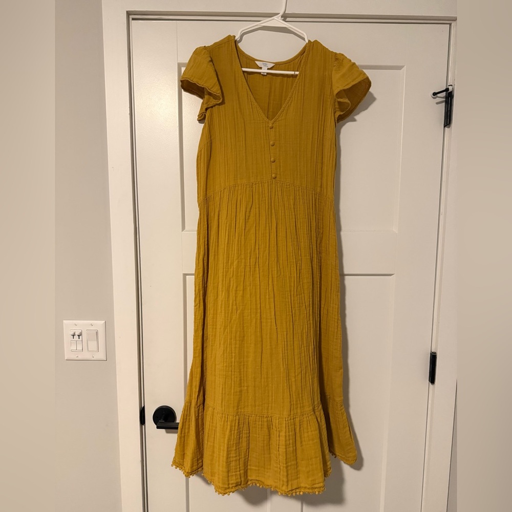Time and Tru Mustard V-Neck Dress